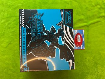 ETB Pokémon EV10.5 Foudre Noir Neuf et Scellé
