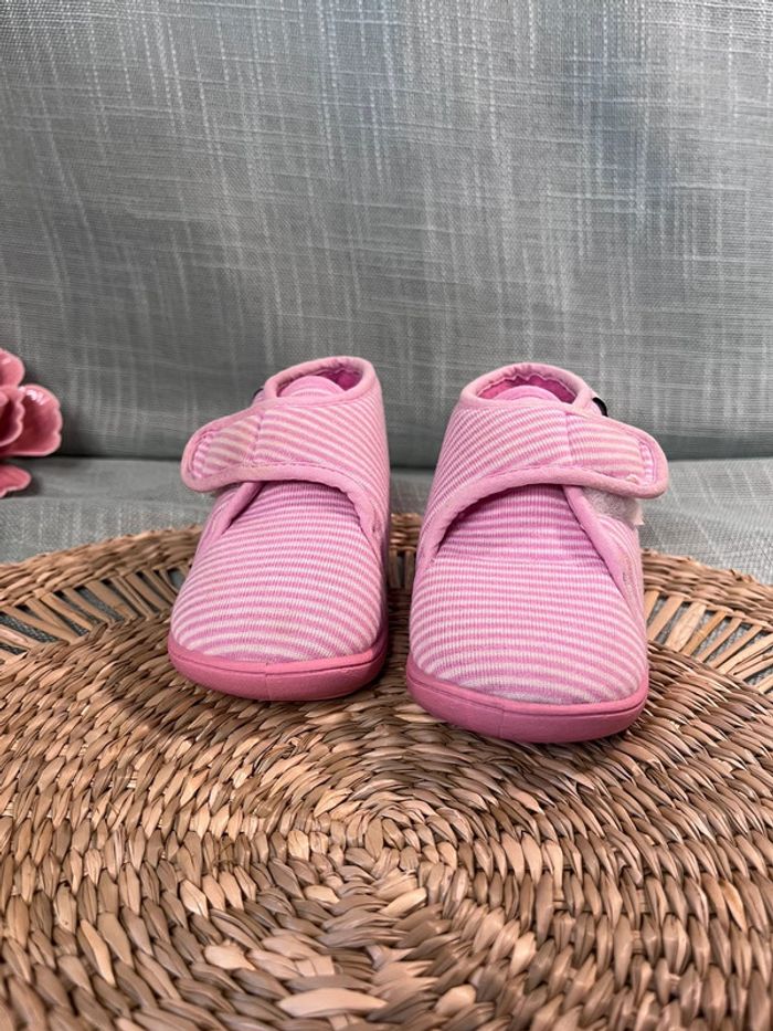 Pantoufles taille 21 petit bateau - photo numéro 2