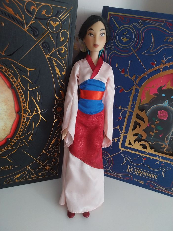 Poupée Mulan kimono rose Disney Store Classique Disney Mulan