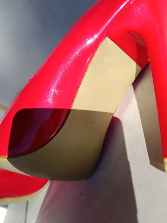 Magnifiques escarpins - photo numéro 4