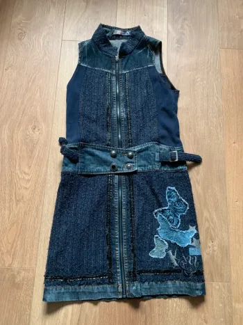 Robe Desigual sans manches en jean et tissu T 38 en parfait état
