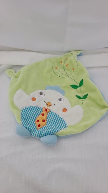 Doudou plat oiseau poule poussin vert Nicotoy Simba