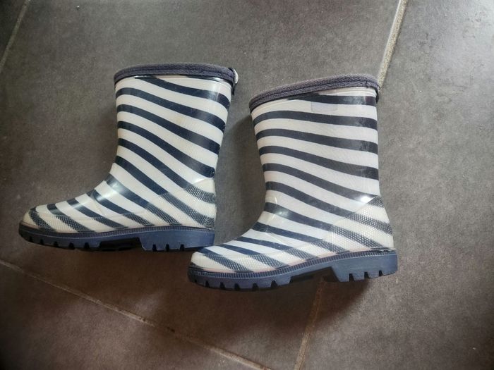 Bottes de pluie okaidi pointure 26 - photo numéro 3