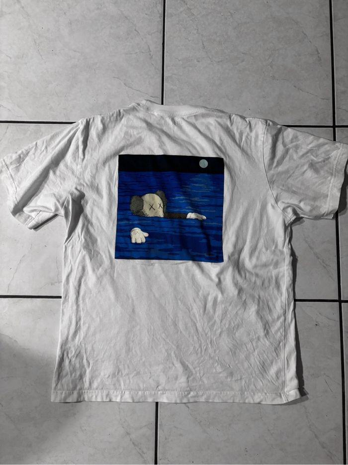 T shirt blanc Kaws X Uniqlo