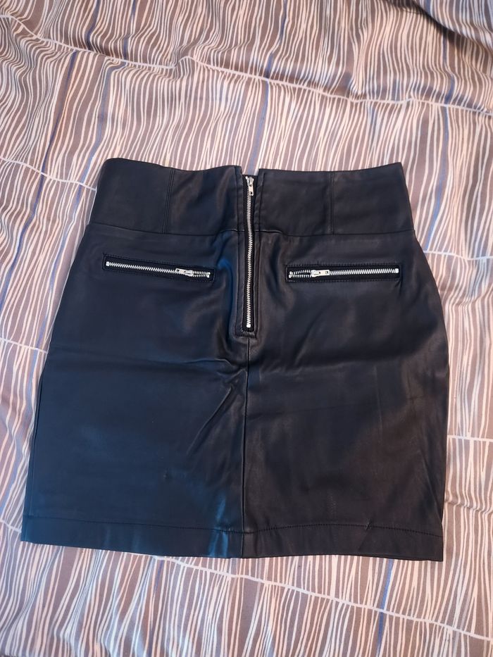 Jupe simili cuir neuve