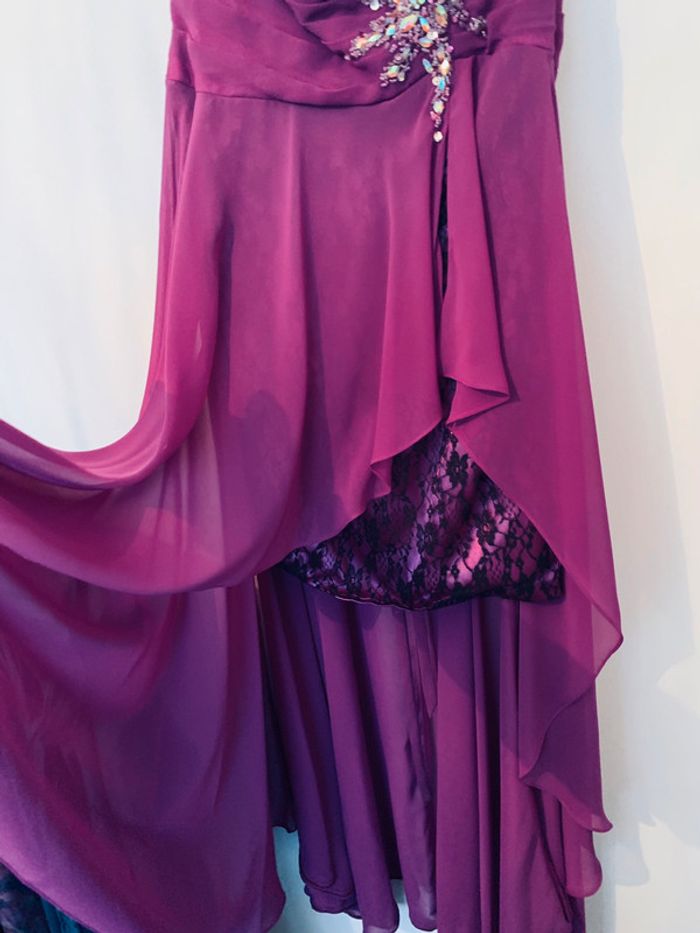 Robe de soirée bustier asymétrique violine prune - photo numéro 4