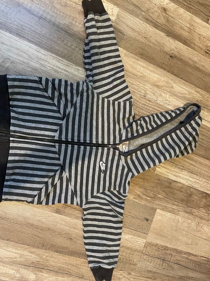 Veste nike - photo numéro 2