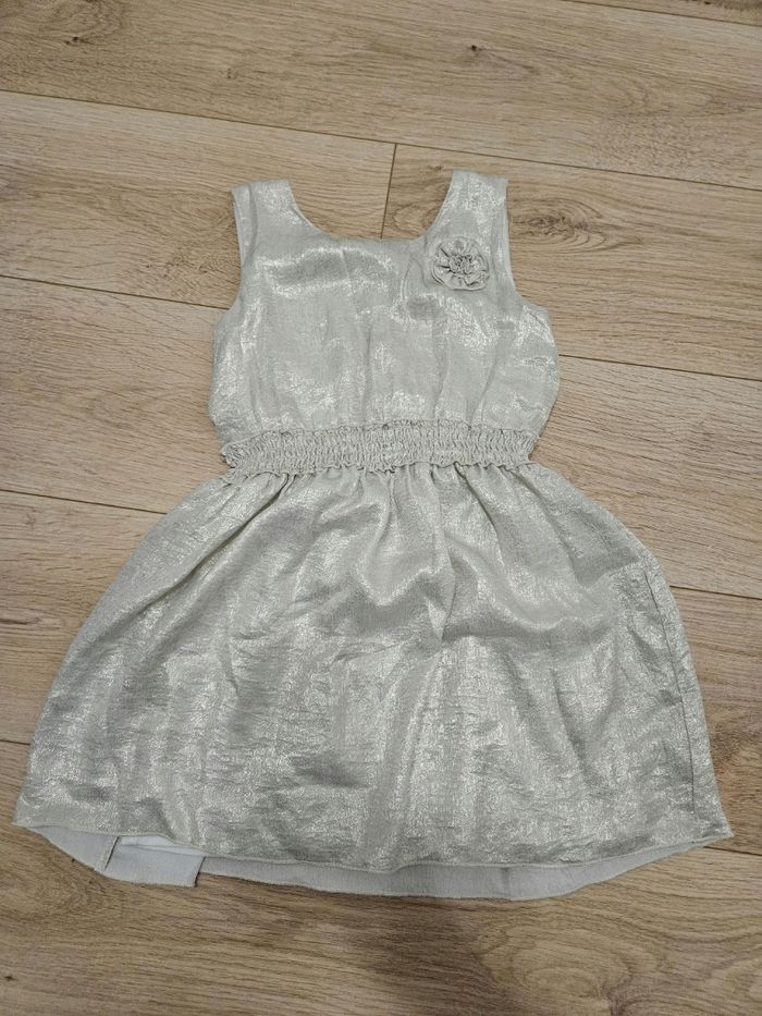 Robe de fête dorée Crème
