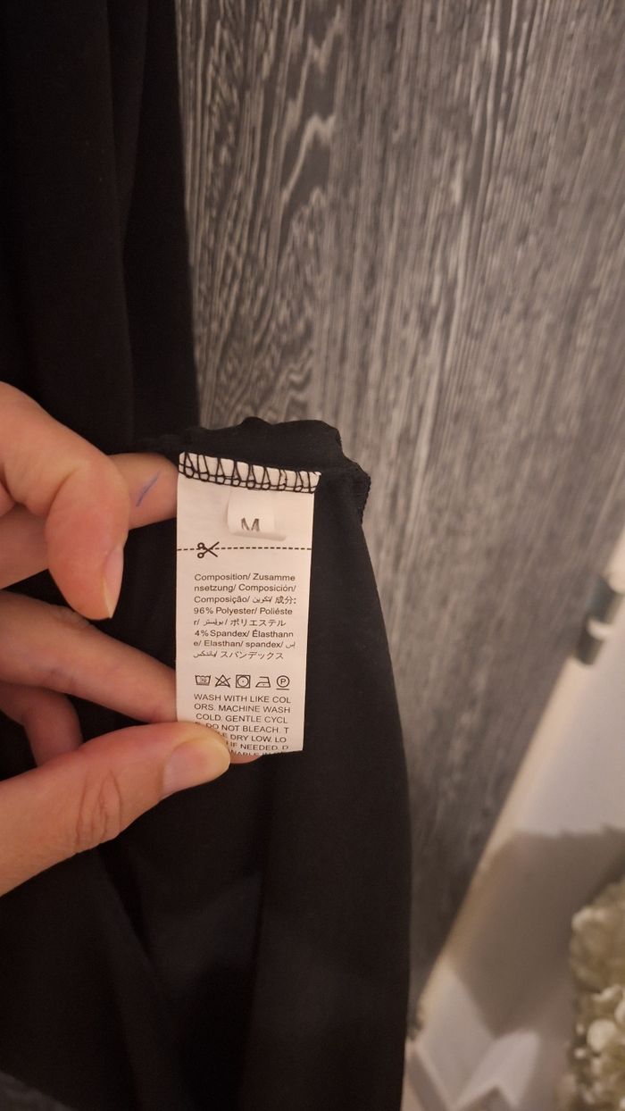 Robe longue ample uni noir sans manches à Bretelles fines - photo numéro 5