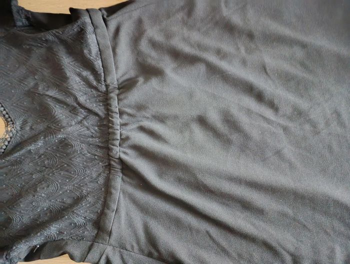 Petite robe noire Kiabi Taille 46 - photo numéro 10