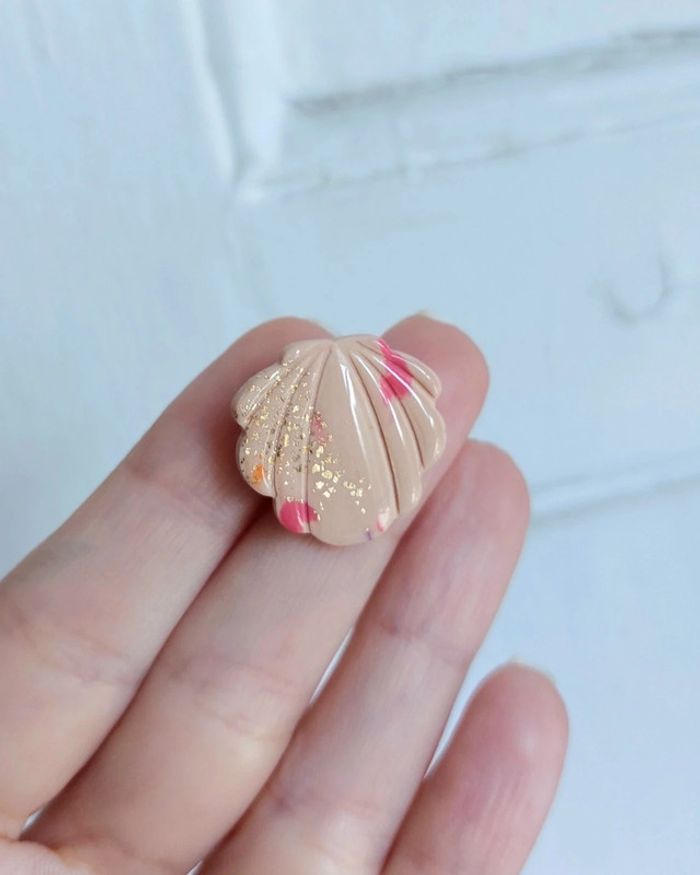 Pins Coquillage