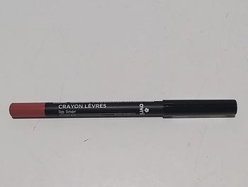 Crayon à lèvres rose antique