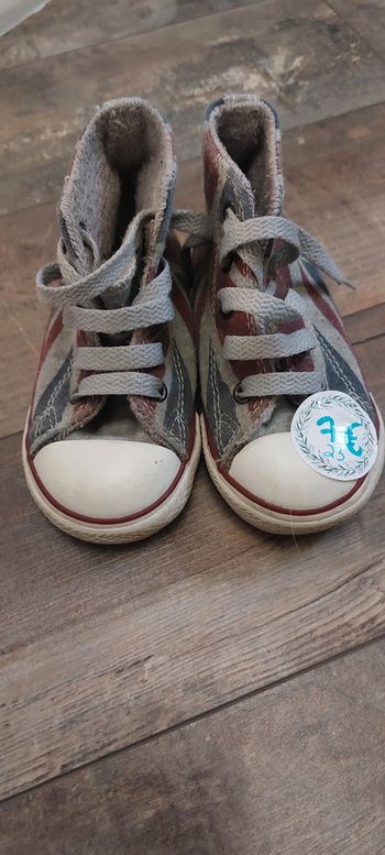 Converse 23
