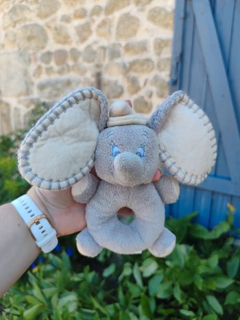 Hochet éléphant Dumbo Disney
