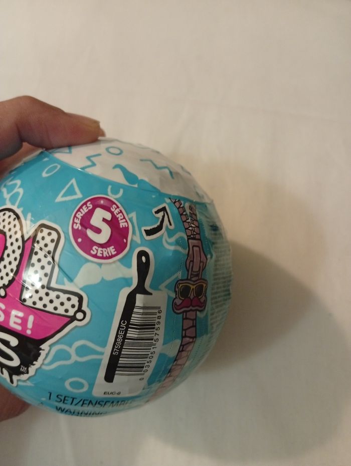 Poupée L.O L NEUVE - photo numéro 3