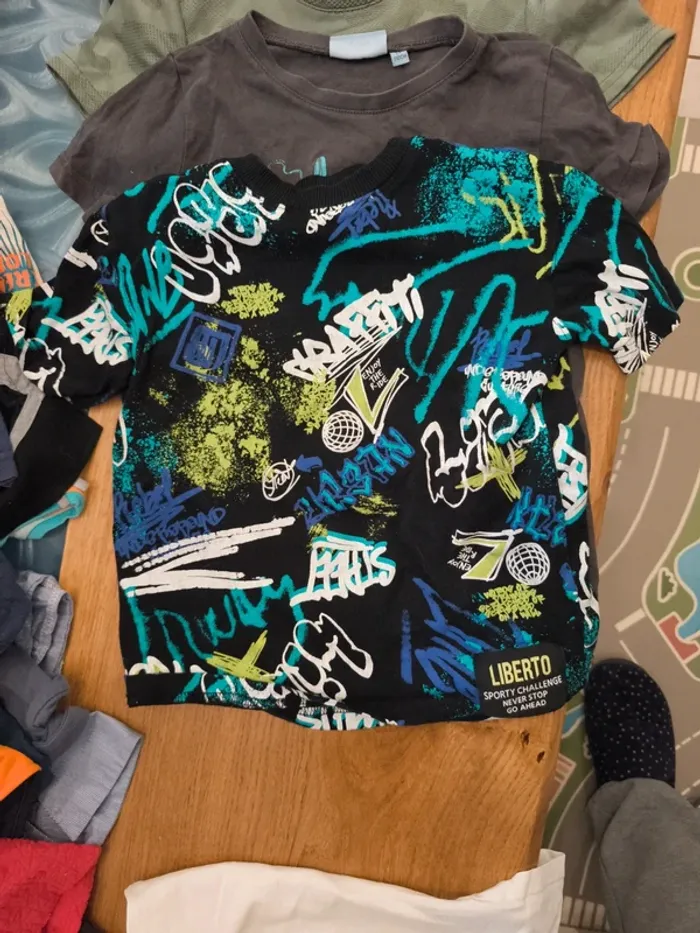Lot t-shirt garçon 5 ans - photo numéro 3