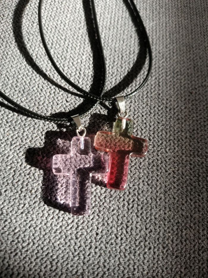 Colliers et pendentifs croix - photo numéro 3