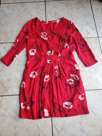 Robe rouge excellent état Taille 38
