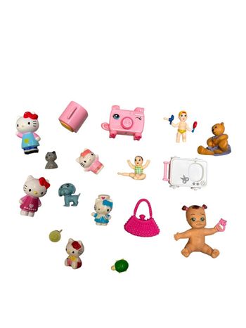 Collection de mini figurines Hello Kitty + accessoires