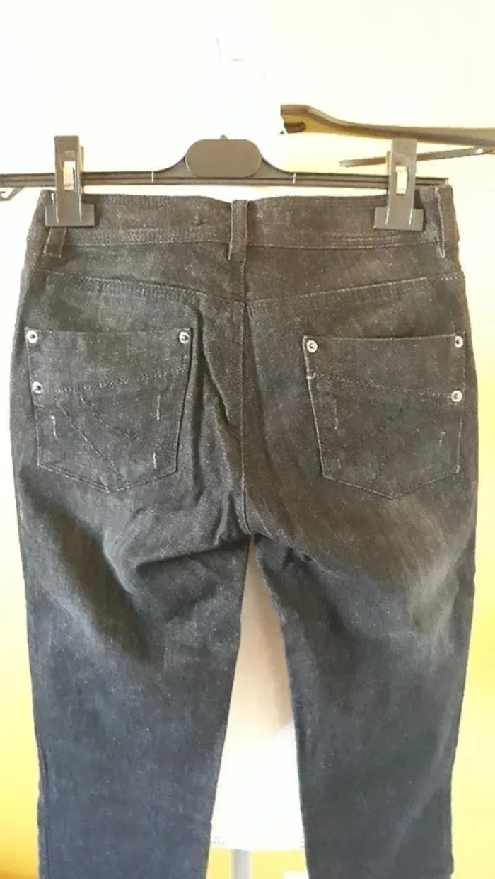 Jean noir Mim taille 34 - photo numéro 5