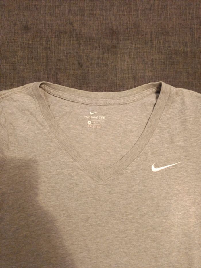 T shirt femme taille M Nike sport - photo numéro 6