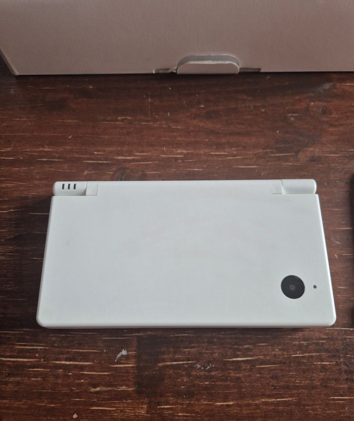 Console Nintendo ds dsi blanche en boite - photo numéro 5