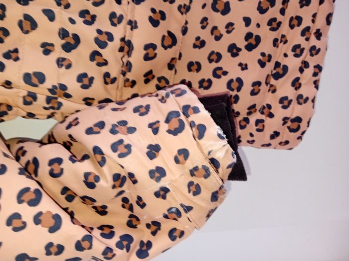 Blouson  H&M 9 ans fille  idéal couturière ! - photo numéro 3