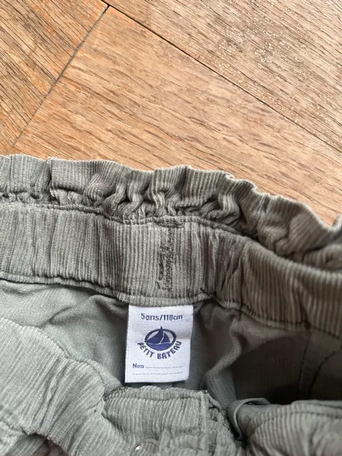 Ensemble crème et kaki Petit Bateau 5 ans - photo numéro 9