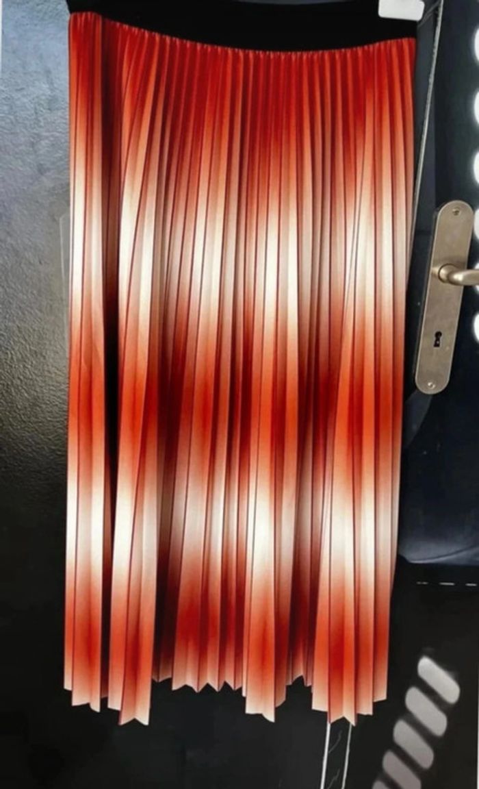 Jupe plissée dégradé corail - photo numéro 5