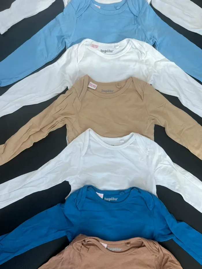 Lot de 10 bodies - photo numéro 3