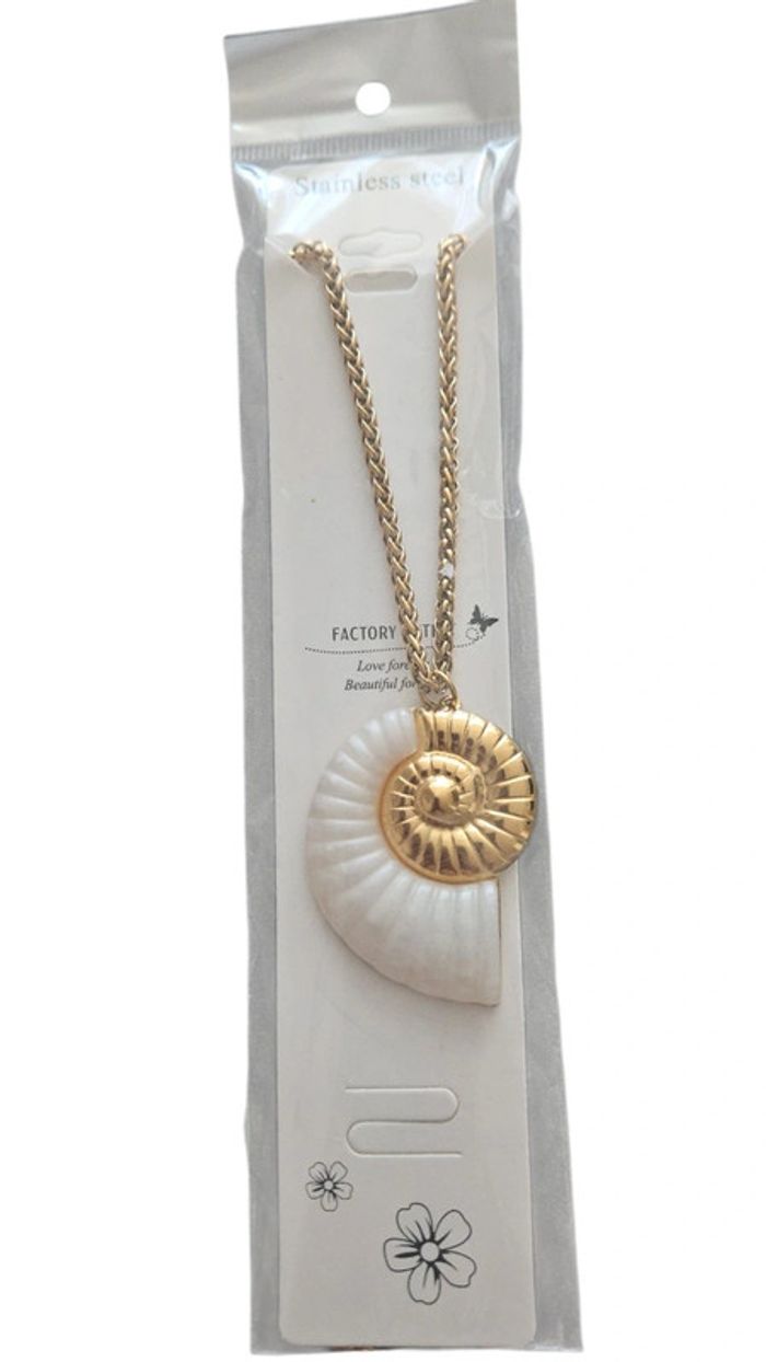 Magnifique collier coquillage neuf - photo numéro 2