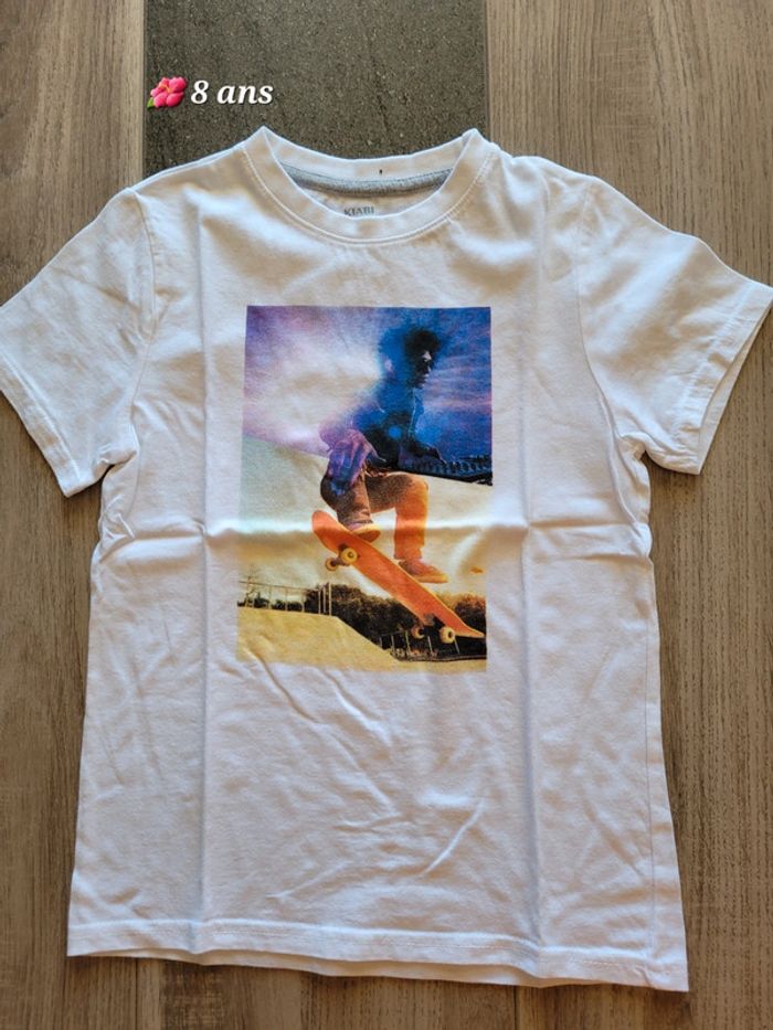 Tee shirt kiabi 8 ans