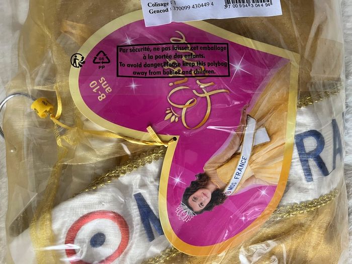 Robe Miss France Deluxe jaune Upyaa 8/10 ans sous housse avec cintre satin, Déguisement princesse - photo numéro 2