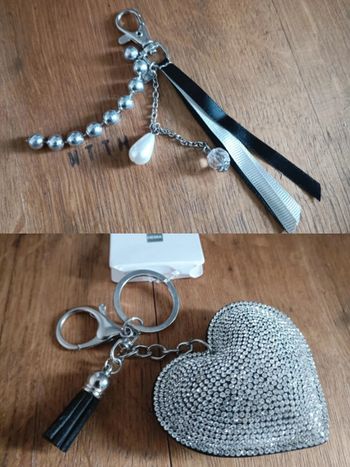 Lot bijoux de sac/ porte clé