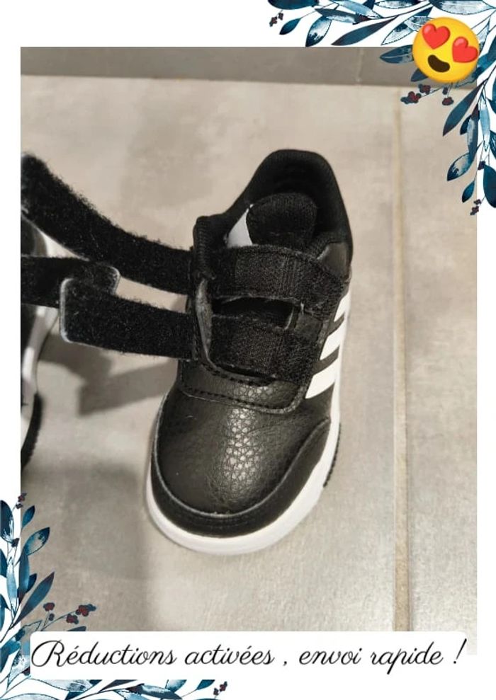 Basket adidas enfant taille 21 - photo numéro 6