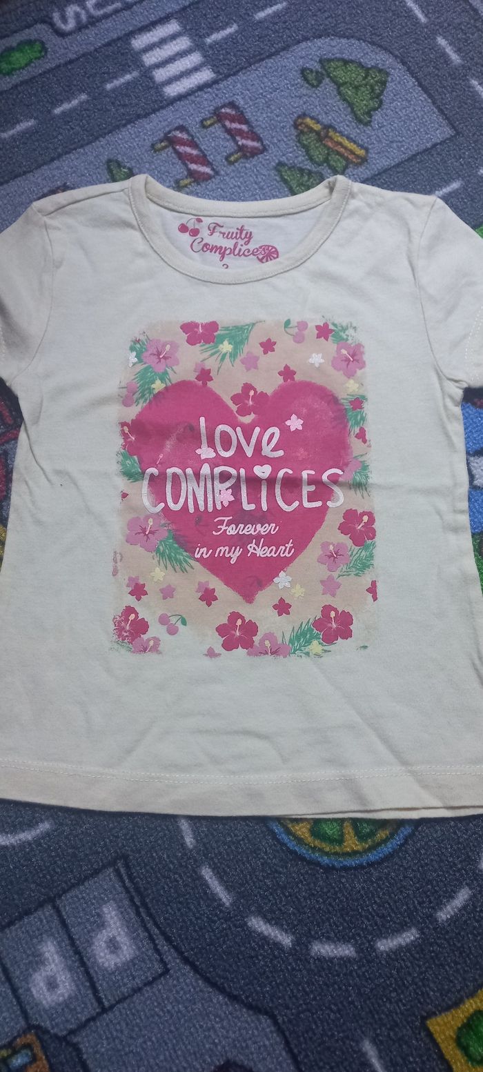 Tee shirts 2 ans - photo numéro 3
