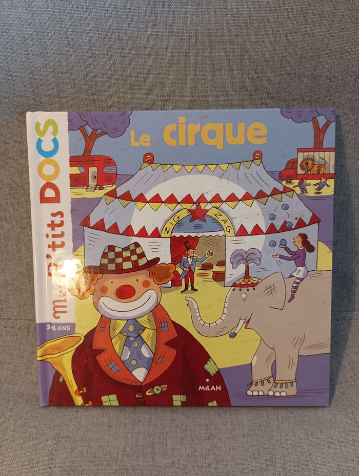 Livre p'tit docs le cirque