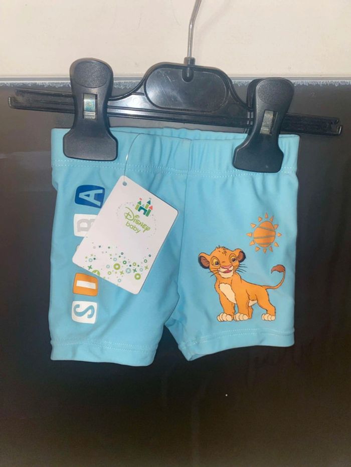 Short de bain le roi lion 6 mois