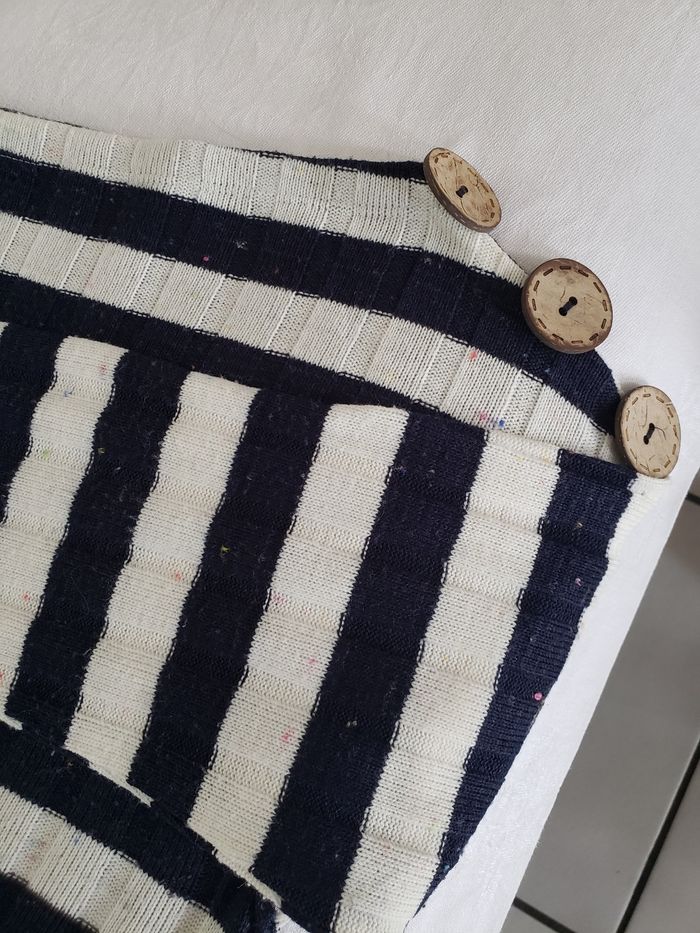 Pull léger marin - photo numéro 2