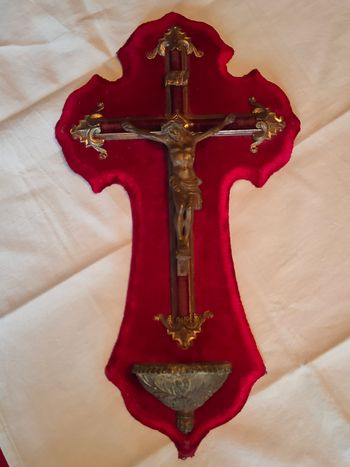 Ancien bénitier (n°18)