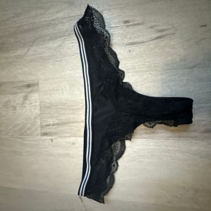 String - photo numéro 2