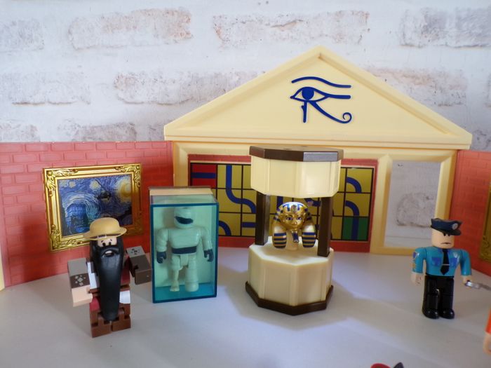 Roblox - Le musée - Hélicoptère - Sarcophage (J26) - photo numéro 2