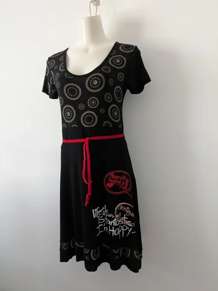 Robe d'été manches courtes - Desigual - taille 36 - photo numéro 2