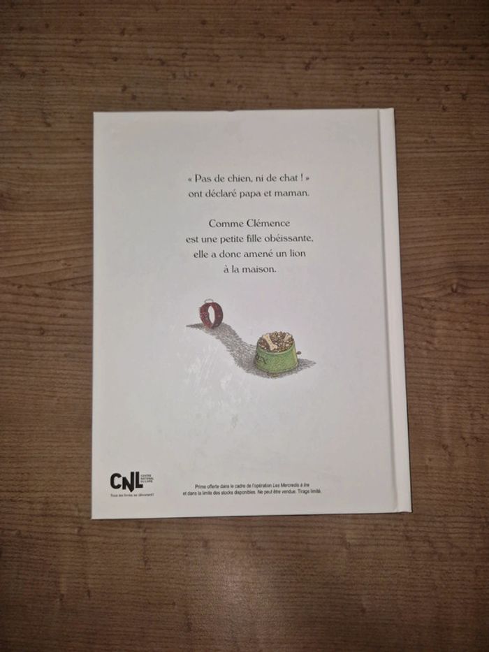 Livre Les lions ne mangent pas de croquettes - photo numéro 2