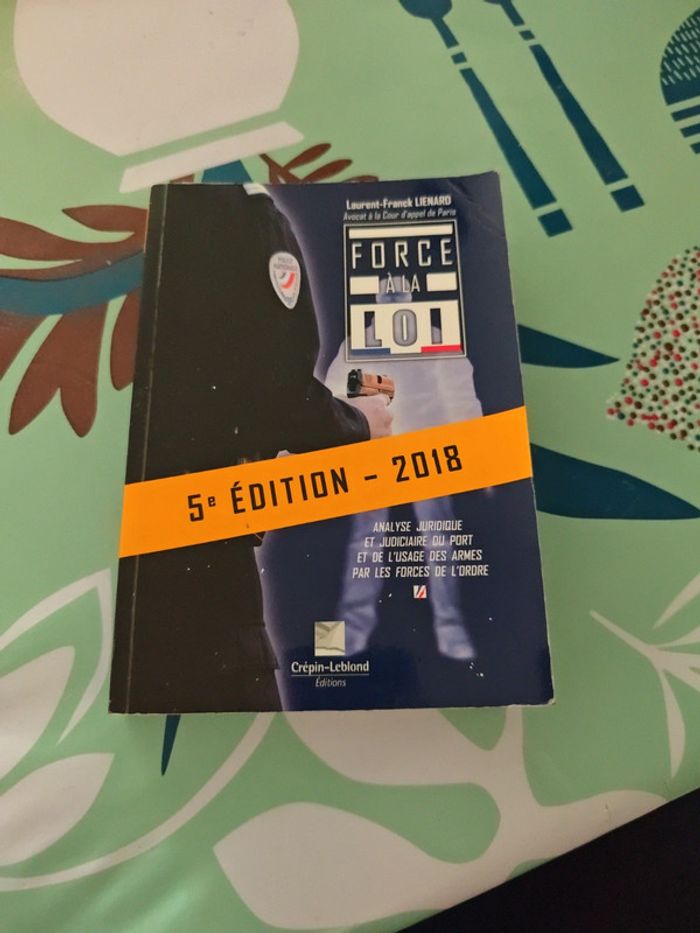 Force à la loi