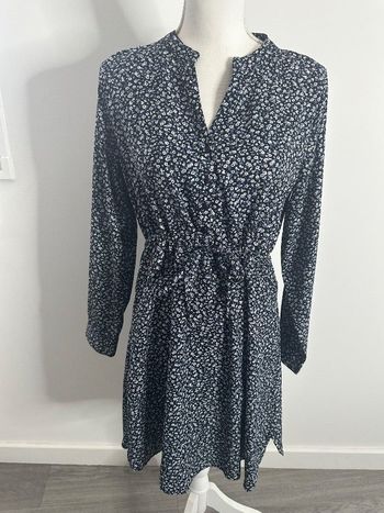 Robe à fleurs bleue marine et blanche Pigalle T36 S