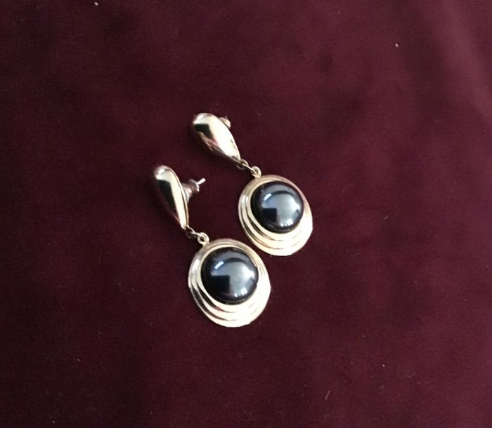 Jolies boucles d’oreilles vintage