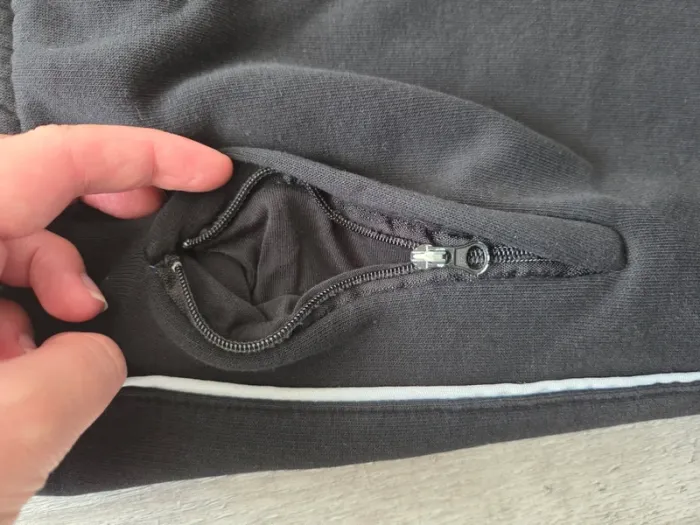 Pantalon jogging Nike enfant taille 12 ans - photo numéro 5