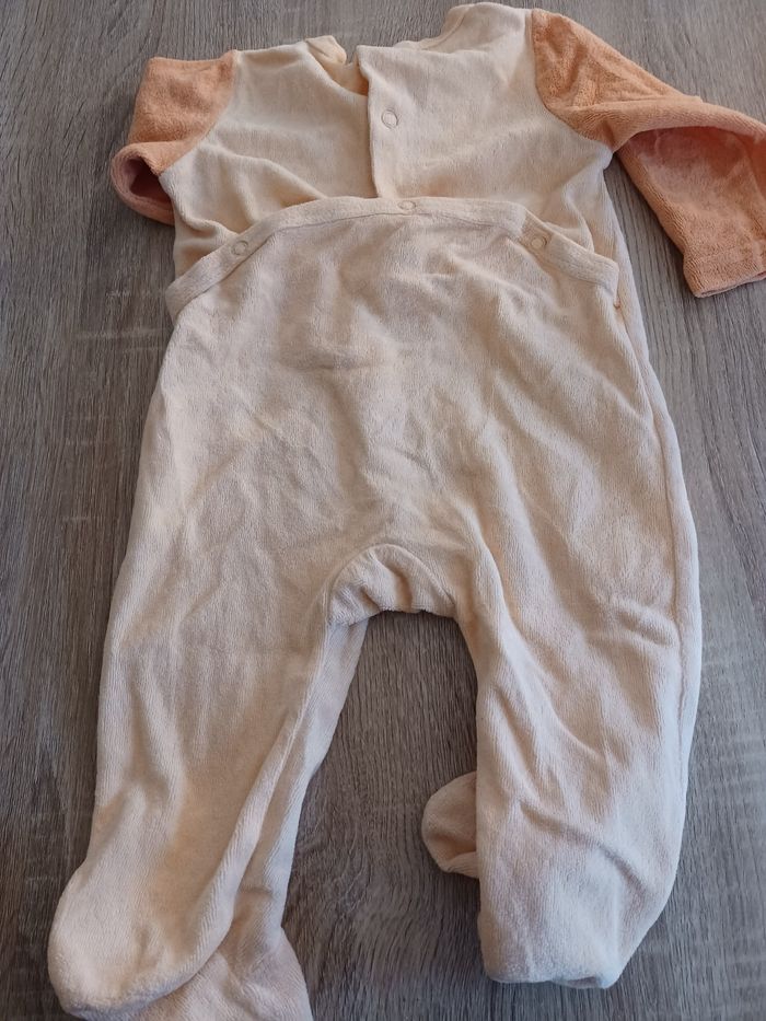 Pyjama 6 mois - photo numéro 4