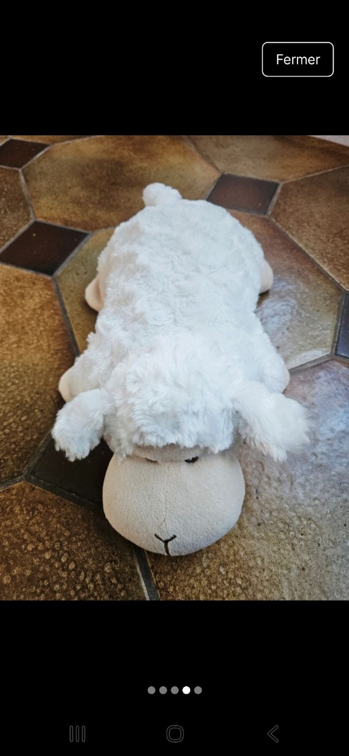Doudou mouton transformable en coussin - photo numéro 4